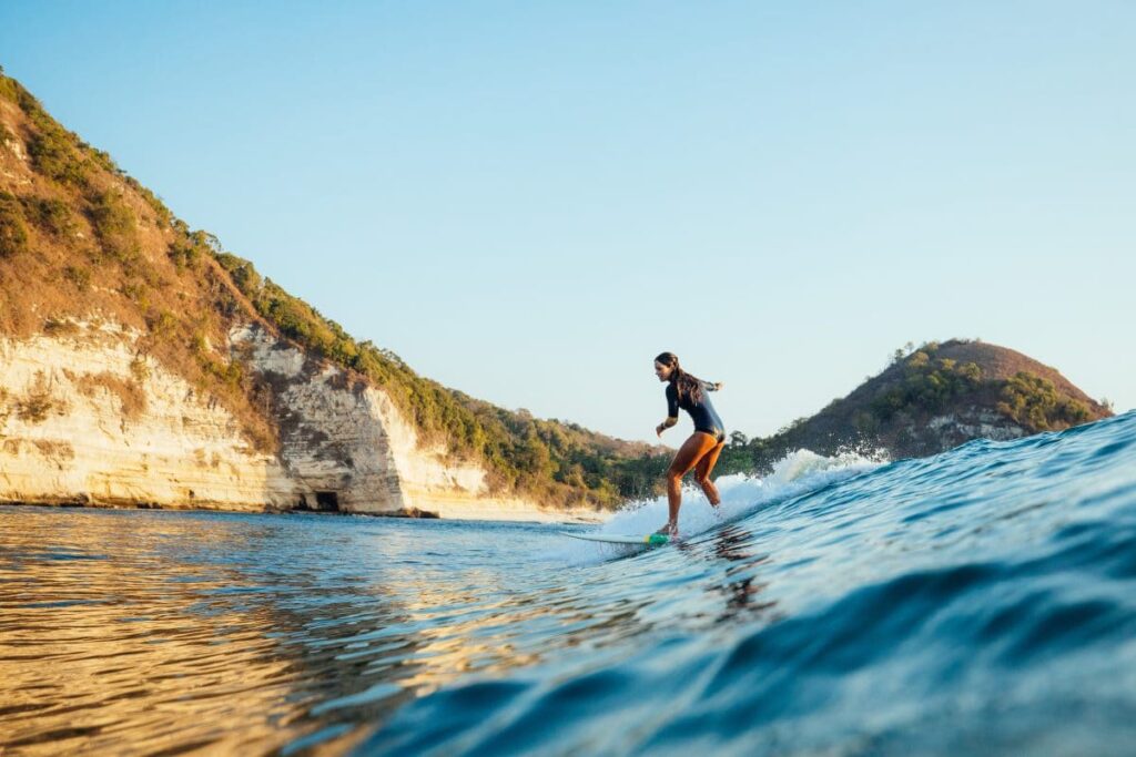 Surfing with Kudanil Explorer